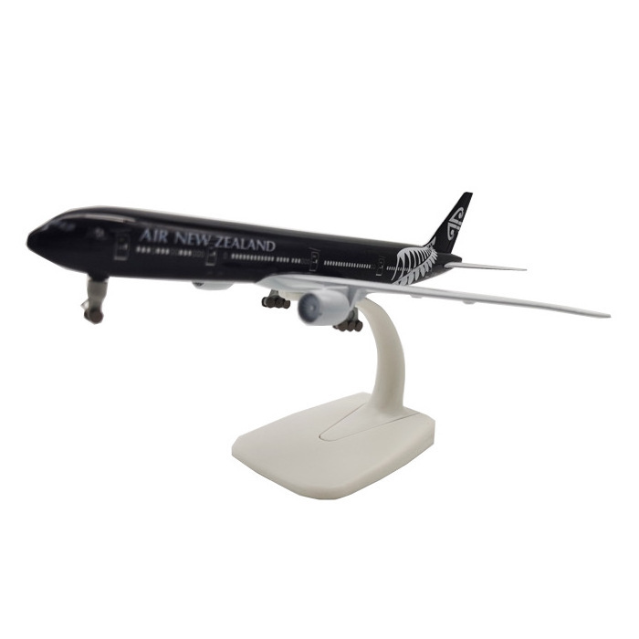 Factory Directly Sell 20cm Metal Asiana Airlines Boeing Scale Model Aircraft Home Decor B787 Air Craft Model