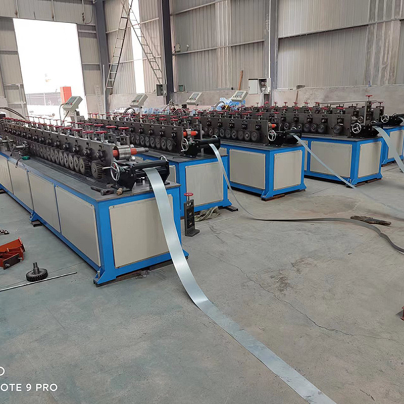 Aluminium steel metal roof trim edge roll forming machine v angle roof drip edge machine