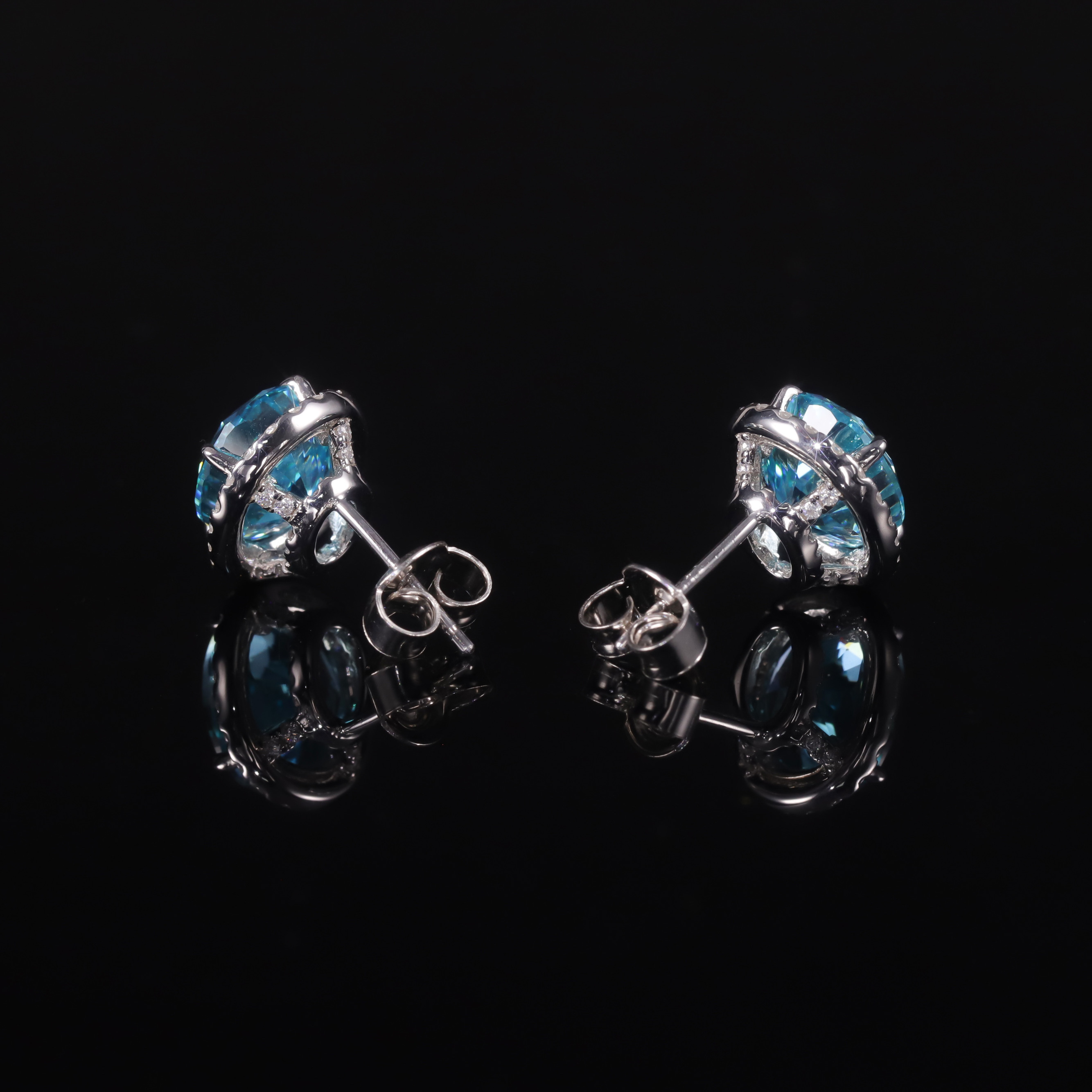 AE067 Wedding Luxury 925 Sterling Silver Women Oval Cut 8x10mm Aquamarine Blue Crushed Ice CZ Blue Diamond Earrings