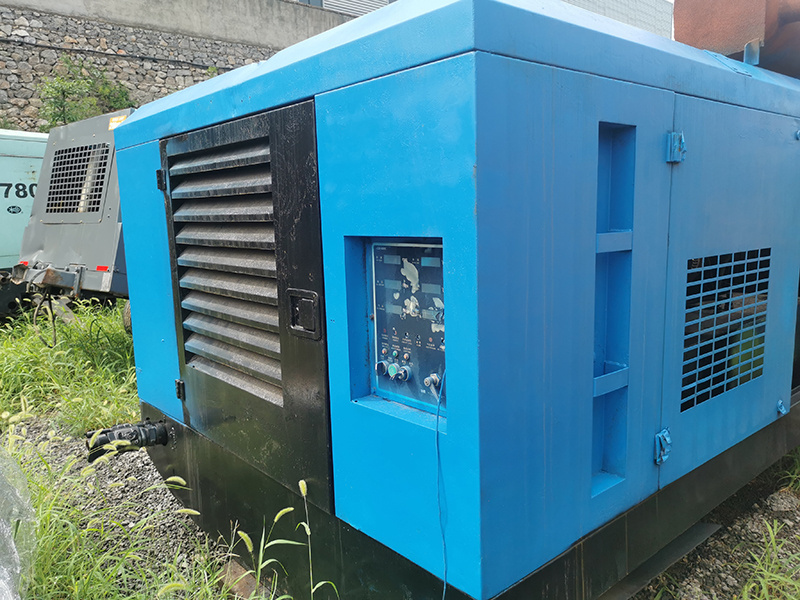 Second hand kaishan LGCY 18/17 air compressor 2018 model 18 bar portable diesel Screw air compressor