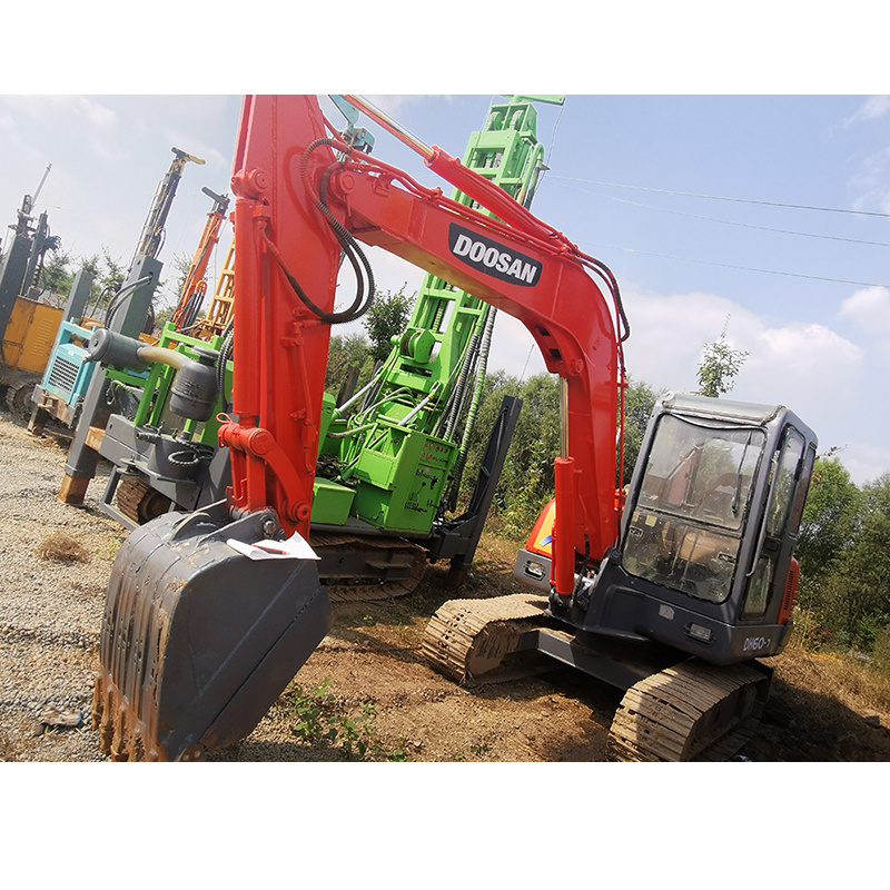 Used 2020 model 6 ton DONSAN60-7 mini excavator mini digger China wholesale excavadora thumb bucket for sale