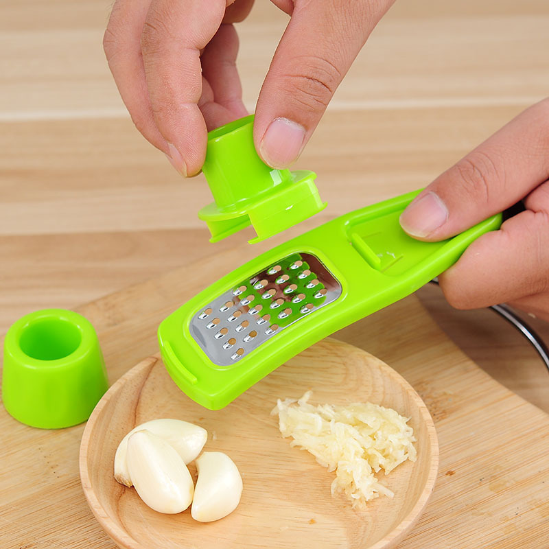 Wholesale kitchen gadget mini garlic grater stainless steel garlic press garlic cutters masher