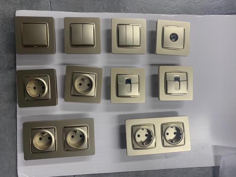 Abuk Saudi Arabia Russia EU European French Style Pc Panel Gold Grey White Color Electric Power Wall Light Switches And Sockets