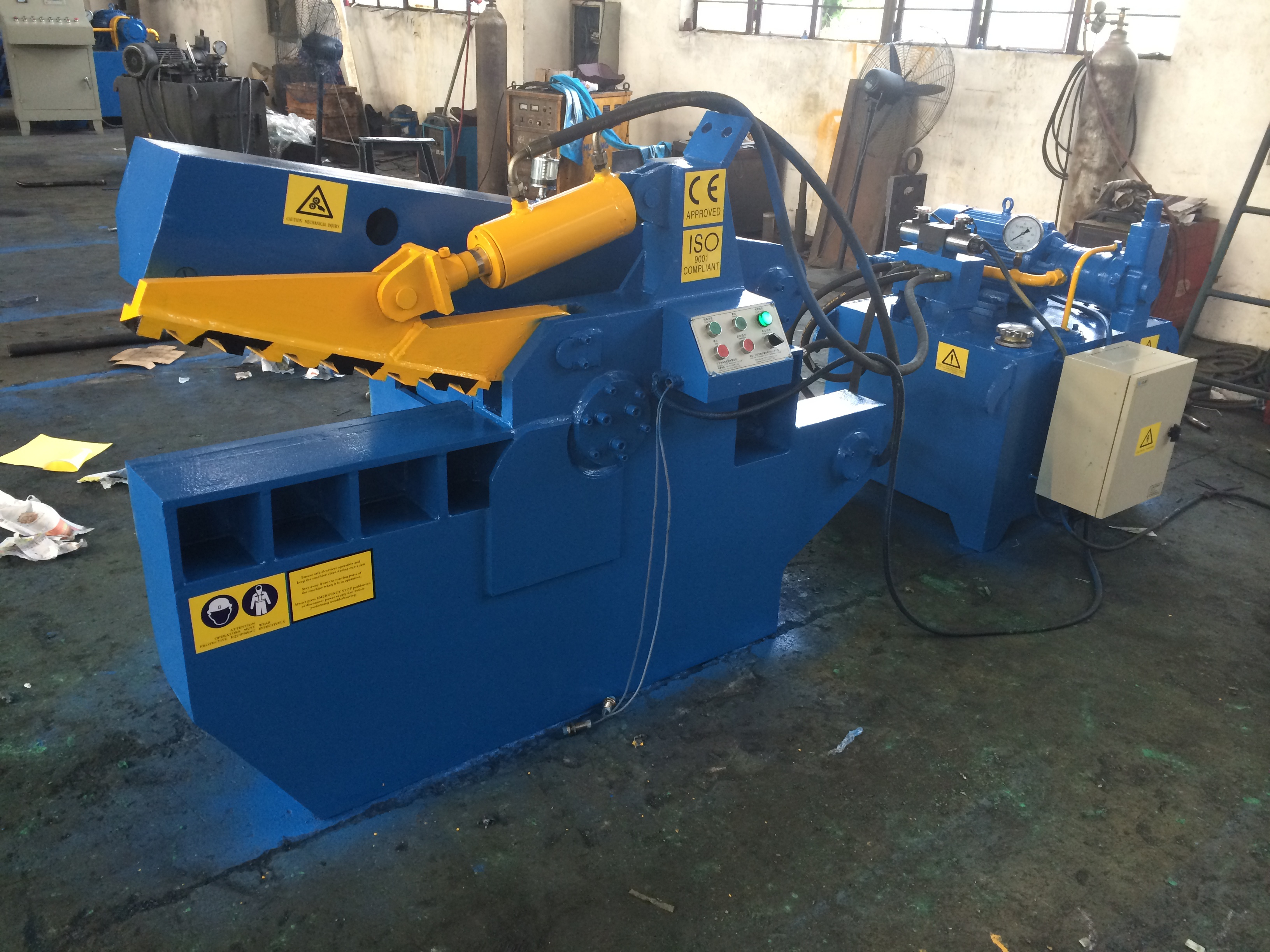 hydraulic alligator shearing machine/ split alligator shears/ hydraulic sheet metal cutting machine