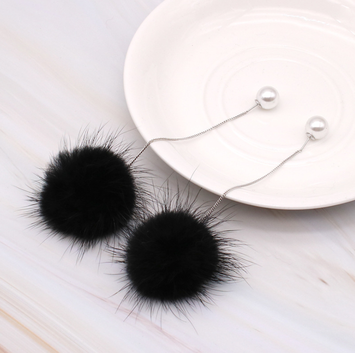 925 sliver needle Korean fashion and temperament long tassel pearl  fur ball winter earrings women