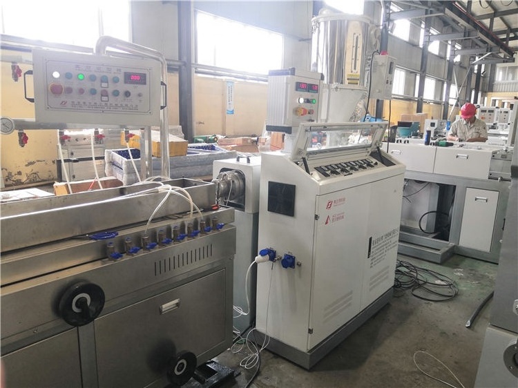 Flexible plastic tube profile making extruder machine