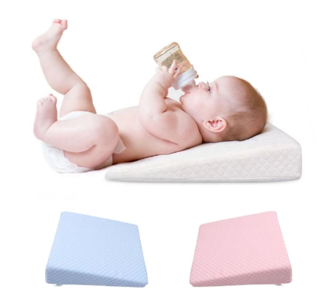 Baby anti-spitting milk ramp pad anti-spitting milk ramp pillow breastfeeding pillow side sleeping side reclining pillow