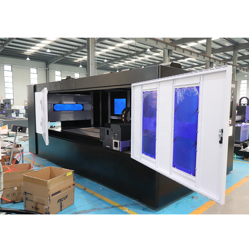 Full Cover Steel Sheet Metal fiber laser cutting machine price 6kw 8kw 12kw 3015 4020 6020 aluminum laser cutter