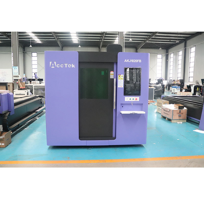 High Precision 1020 3015 Enclosed Fiber Laser Cutting Machine with Protection Cover 1.5kw 2kw 3kw