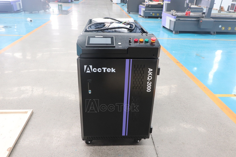 1500W 2000W 3000W Handheld Continuous Fiber Laser Cleaning Machine For Car Metal Rust Removal