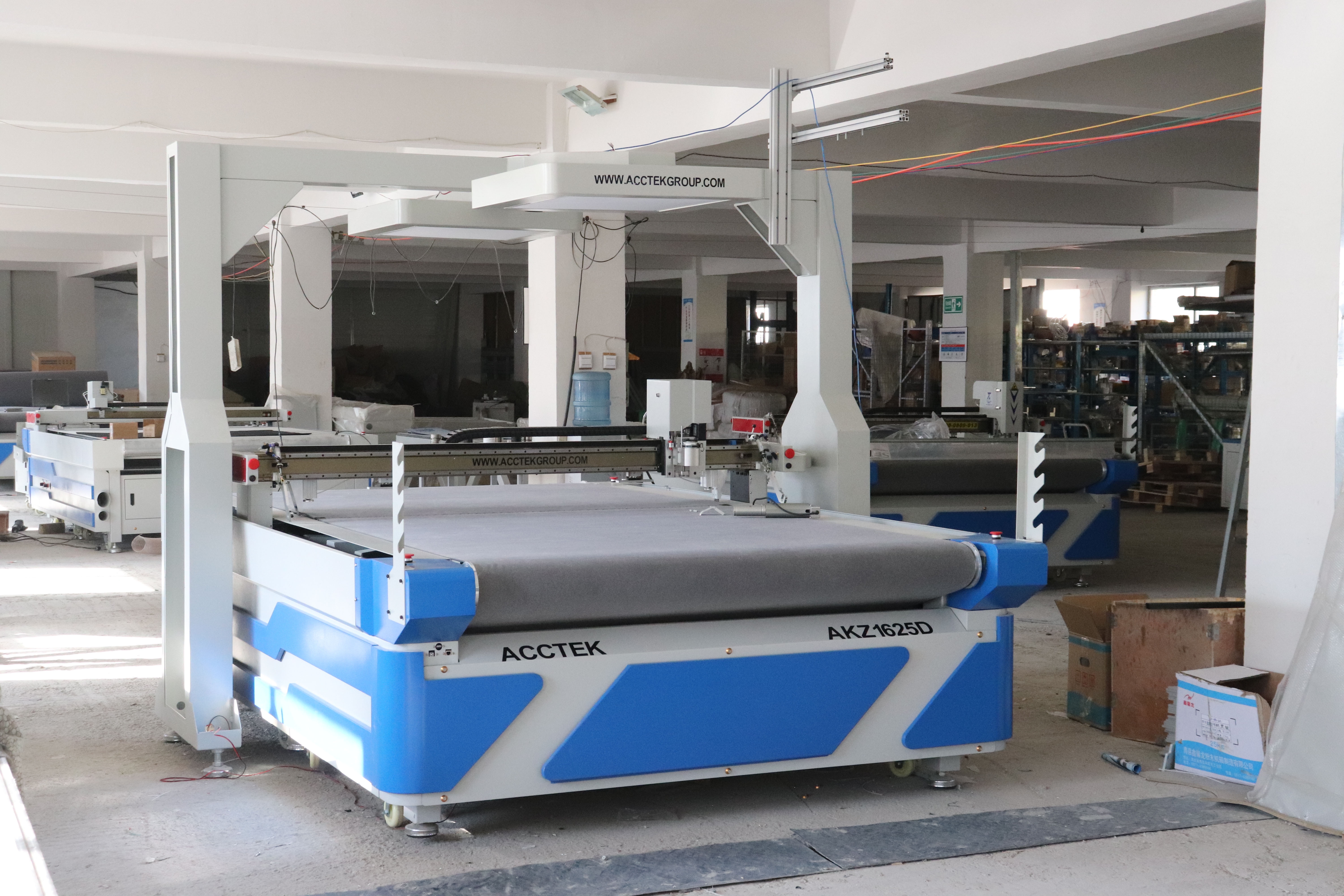 AccTek manufacturer Computer control cnc fabric cutting machine for cloth