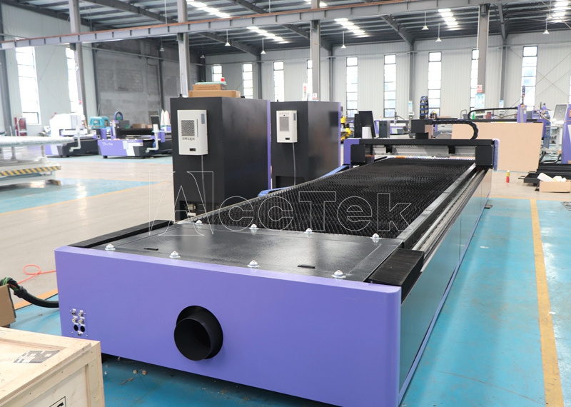 Heavy duty 1530 1530 2040 metal cutter fiber laser cutting machine Raycus 1kw 2kw 3kw steel laser cutting machine