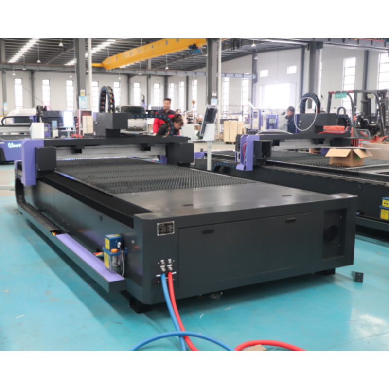 Cheap 1.5kw 2kw 3kw 4kw 1530 5*10FT Auto Focus Optic Metal Sheet 20mm Thick Aluminum Raycus Fiber Laser Cutting Machine