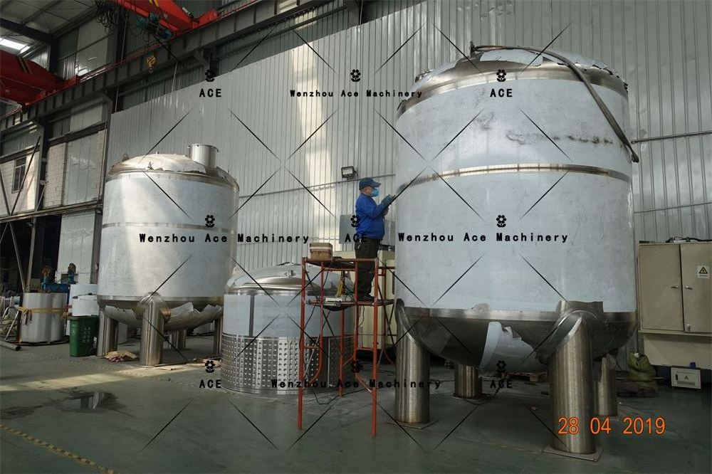 Multi Iso 20Ft Liquid Tank Container With 70000 Liters Volume For Storage