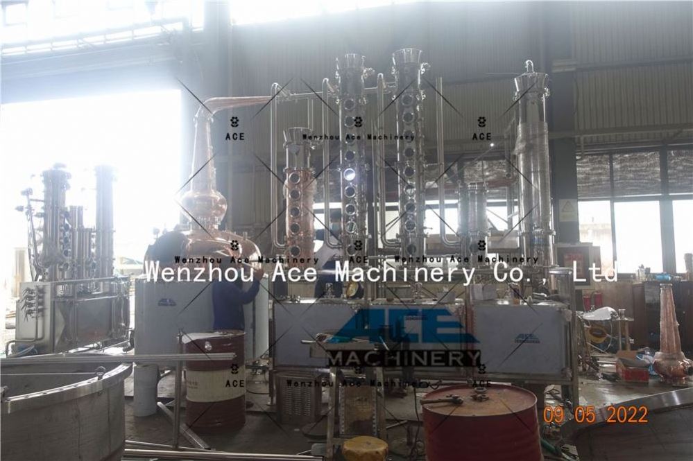 Best Price Distillation 300L 500L 600L Vodka, Whiskey, Gin Copper Moonshine Still