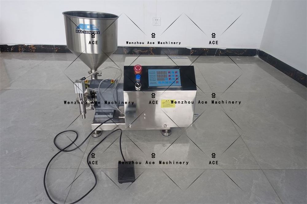 Automatic Servo Lobe Gear Pump Liquid Super Adhesive Glue Small Bottle Filling And Capping Machine