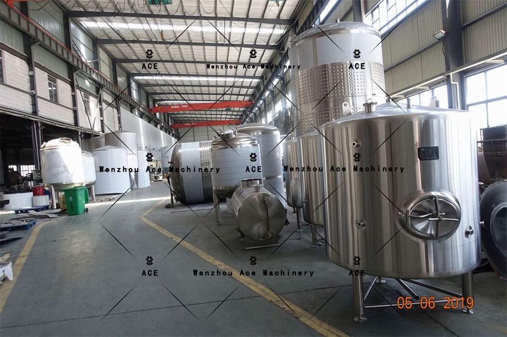 Multi Iso 20Ft Liquid Tank Container With 70000 Liters Volume For Storage