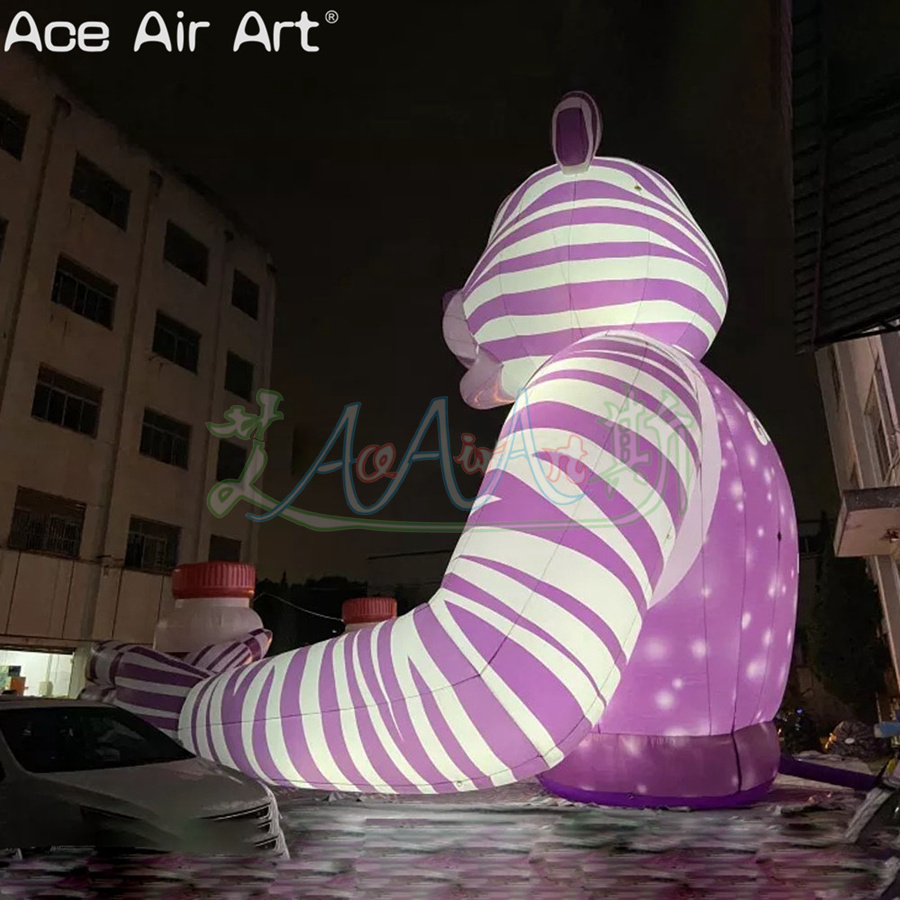 2023 Giant Purple Inflatable Striped Bears Hand Grasping Soft Candy with LED Lights for Event Display or Advertising