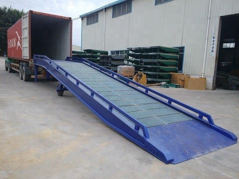 Adjustable Hydraulic Forklift Load Yard Ramp Warehouse Container Loading Ramps