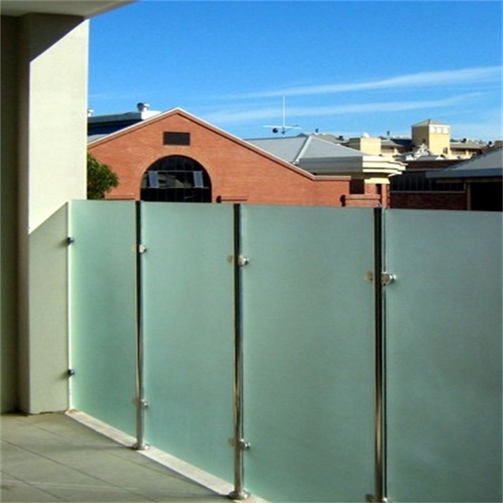 Good Quality Design Frosted Glass Stainless Steel Glass Balustrade for Terrace