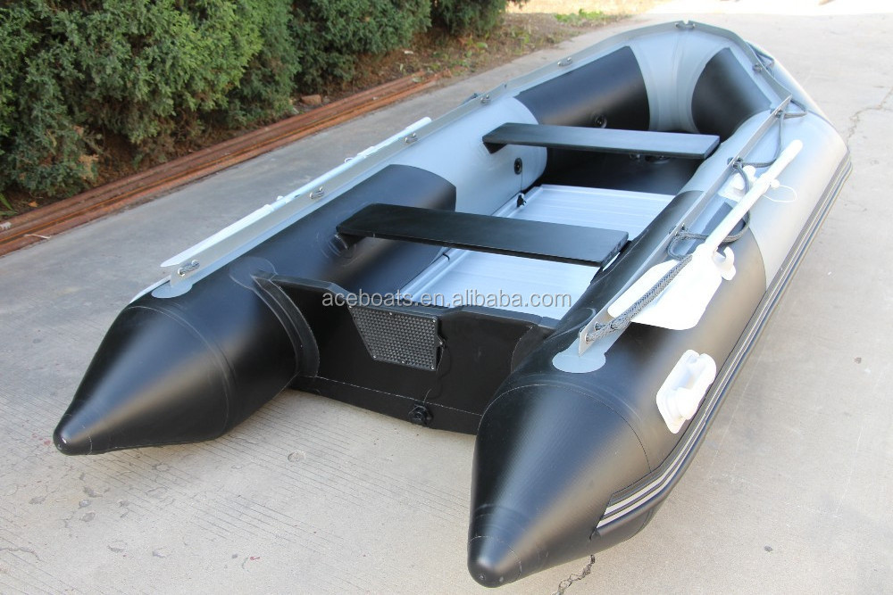 CE certificated 320cm PVC inflatable fishing boat with outboard motor canopy