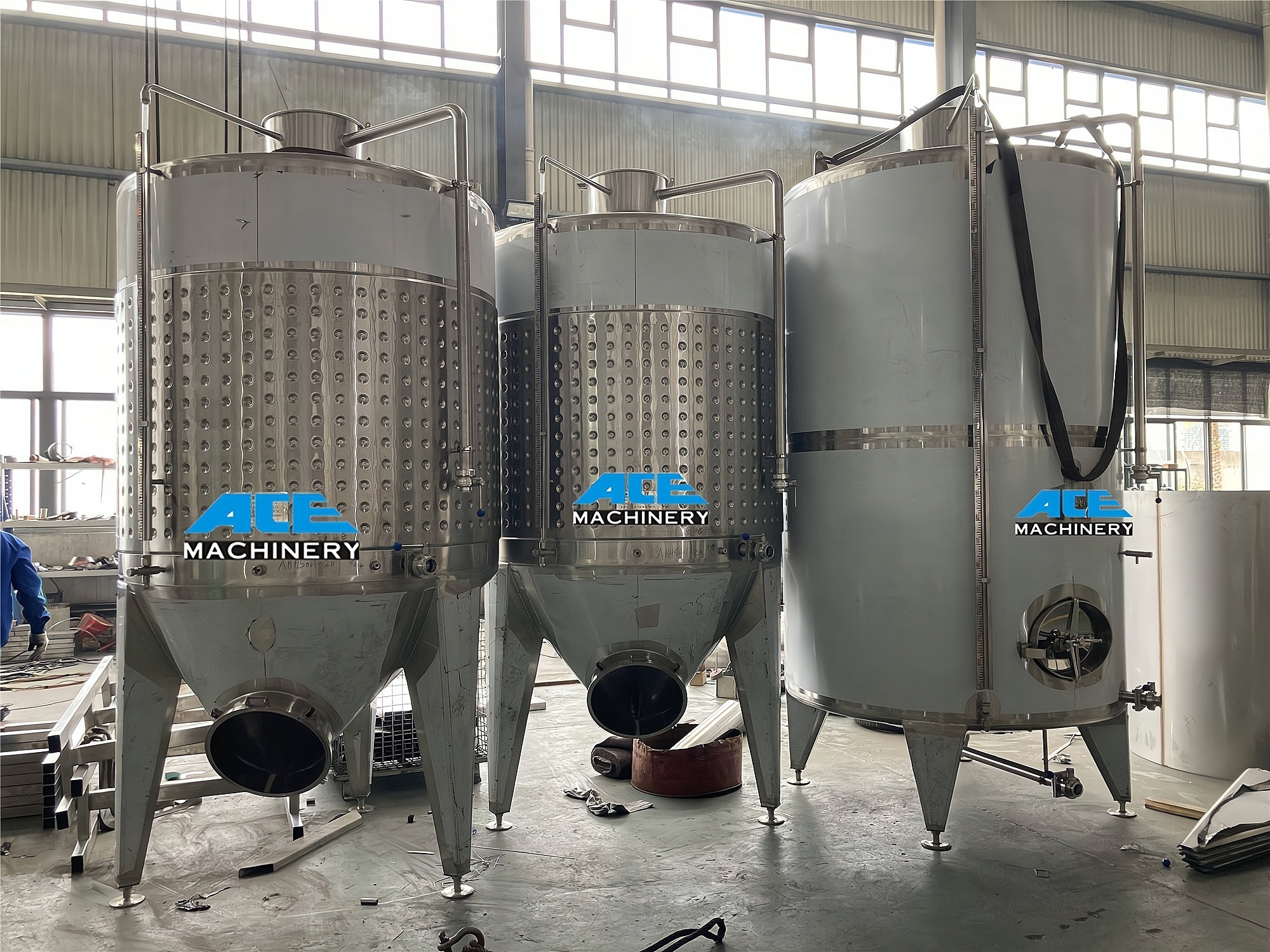 Automatic Stainless Steel 304 Variable Capacity Wine Tanks