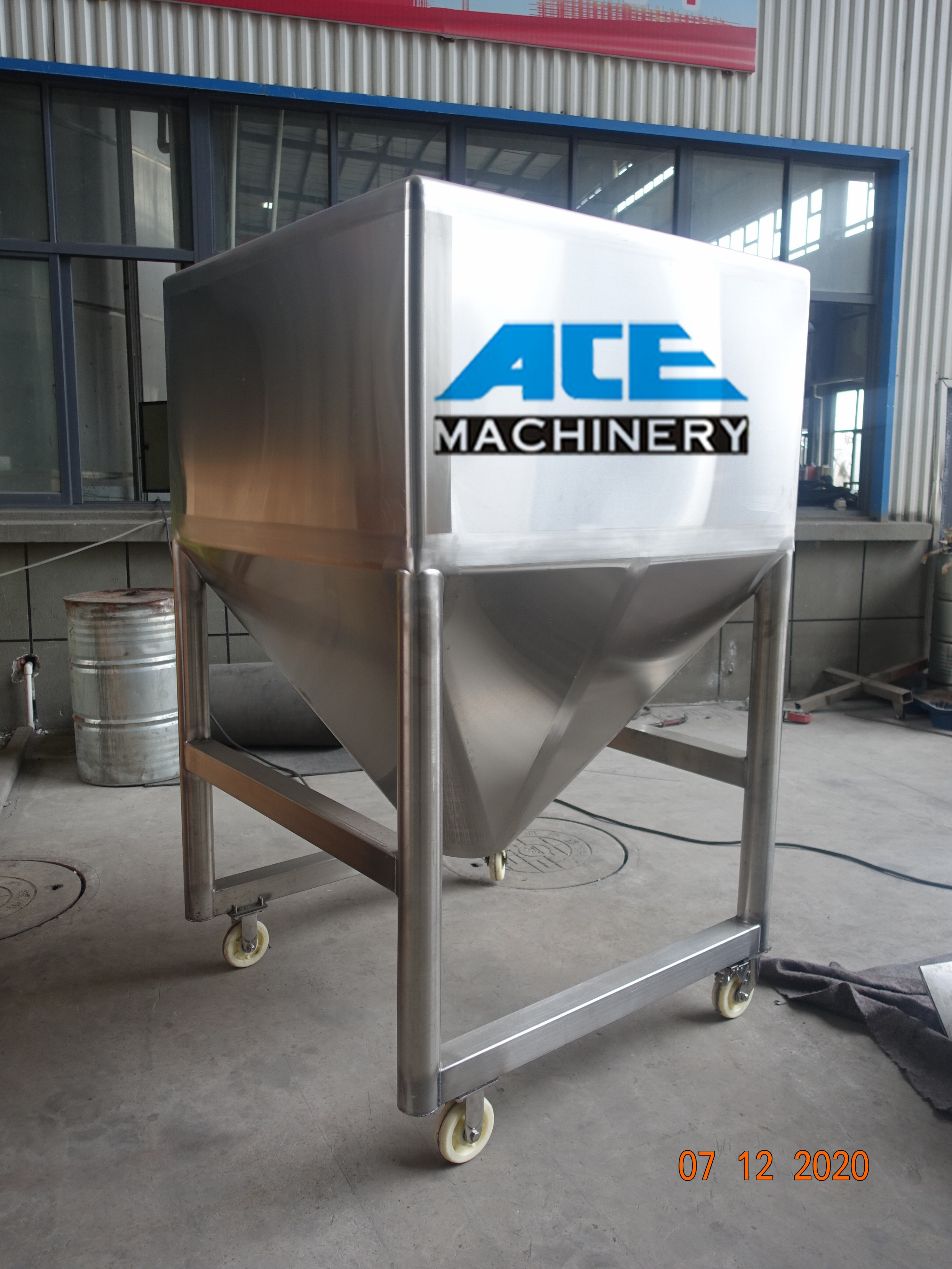 Stainless Steel Ibc With 200L 500 600L 1000L 1200L 2000L Gallon Heating Barrel Container Fluid Cleaning Empty For Powder