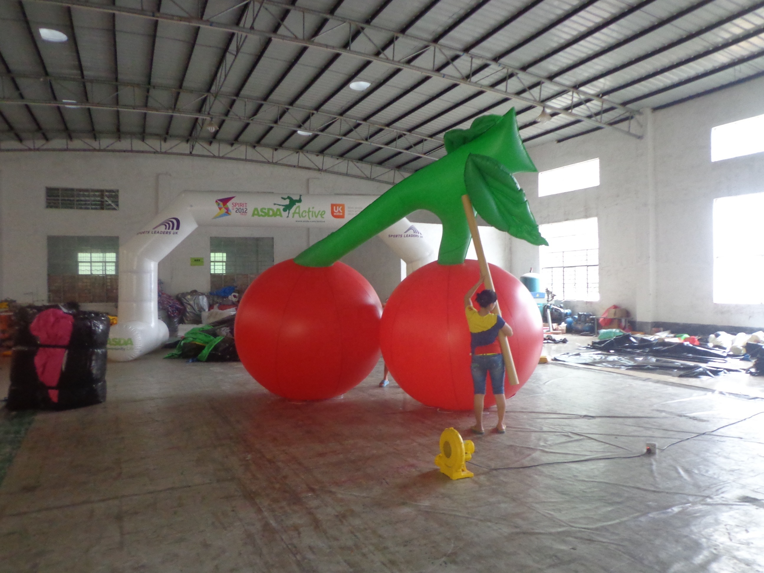 Customized  Inflatable model cherry For Outdoor Advertising