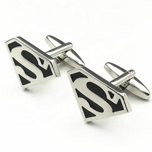 Yiwu Aceon Stainless Steel Unique Shape Logo Cut Out Triangle Famous Brand Dad Gift Embossed Black Enamel Hero Dad Cuff link