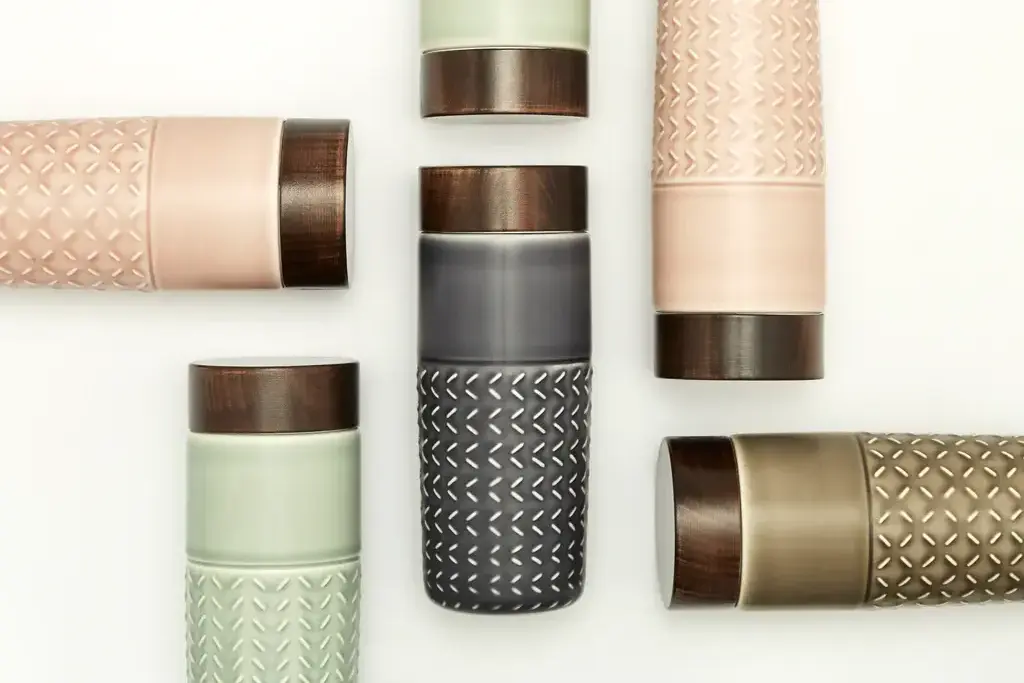 Acera Liven One-O-One / Free Soaring Ceramic Tumbler Crafted with Beautiful Designs Excellent Engraving Technique