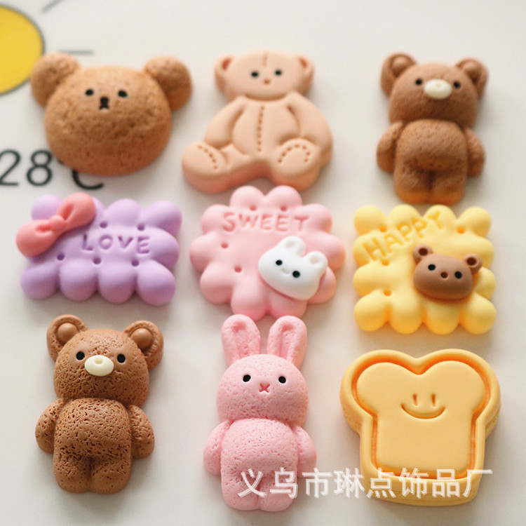 Bear Cookie diy Cream glue phone case Head String Refrigerator sticker Hairpin accessories North 16 beads plastic resin charms