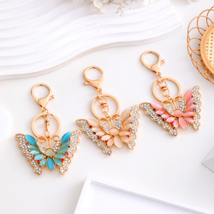 Keychain Creative Butterfly full diamond alloy keychain pendant Stylish bag hanging accessory keychain for women