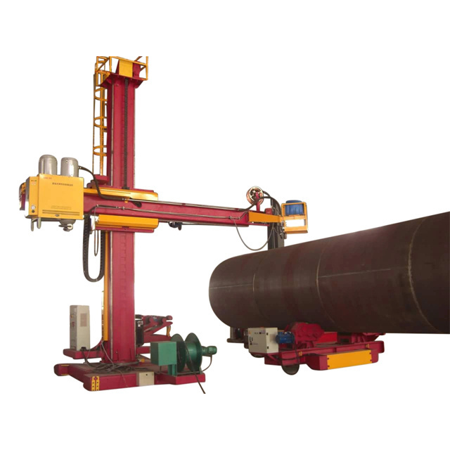 Automated pipe welding manipulator