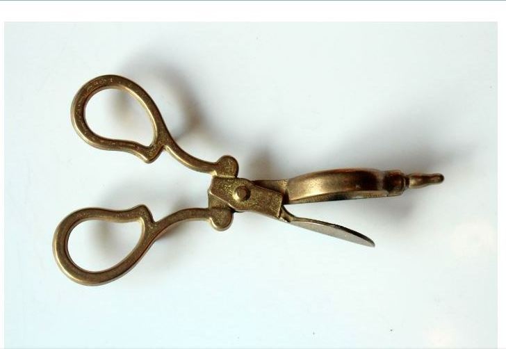 Brass Candle Snuffer With Scissor Shape Antique Design Tools Modern Candle Snuffer Household Accessories Supplies Decorative