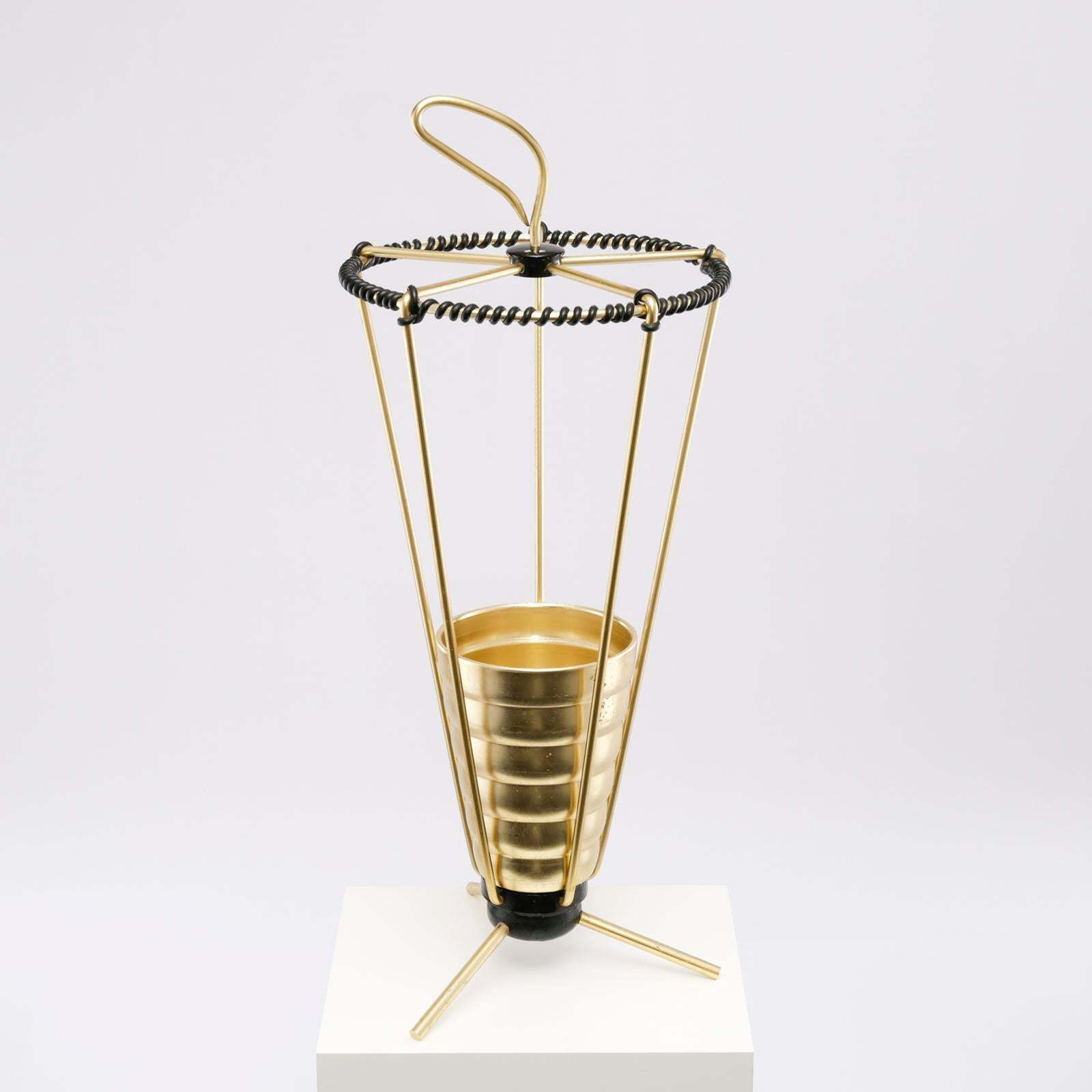 Antique Design Umbrella Stand With Mesh Wire Gold And Black Color Umbrella Storage Rack Umbrella Bucket Indoor Home Decoration