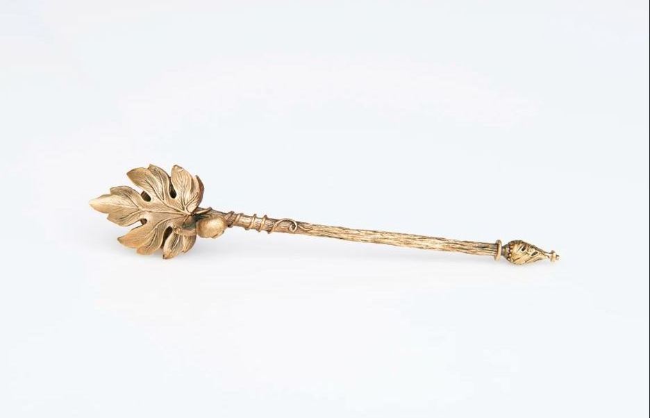 Leaf Design Trending Candle Snuffer For Candle Accessories With Shiny Gold Color Snuffer Household Candle Wick Trimmer