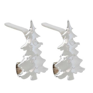 White Color Coated Snowflake Shape Stocking Holder At Reasonable Price Christmas Decoration Ornaments Accessories Supplies