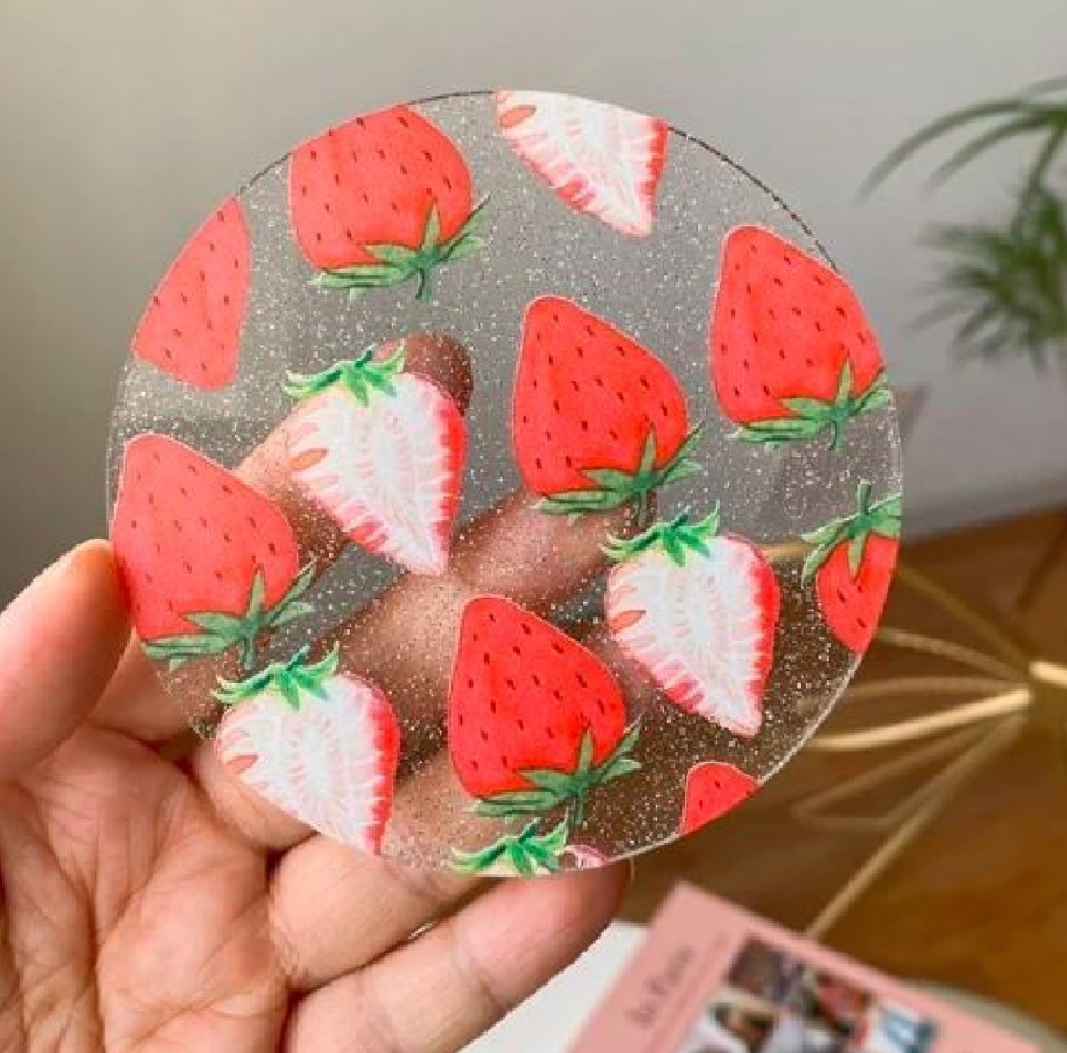 Strawberry Design Clear Acrylic Tabletop Placemats and Pads Coaster Kitchen Tea Drinkware Coffee Coasters From India