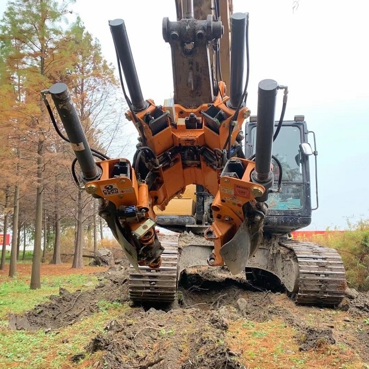 Tree transplanting machine C40 excavator skid loader attachments