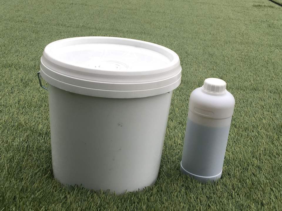 Two part glue adhesive for artificial grass carpet Glues for artificial grass installation