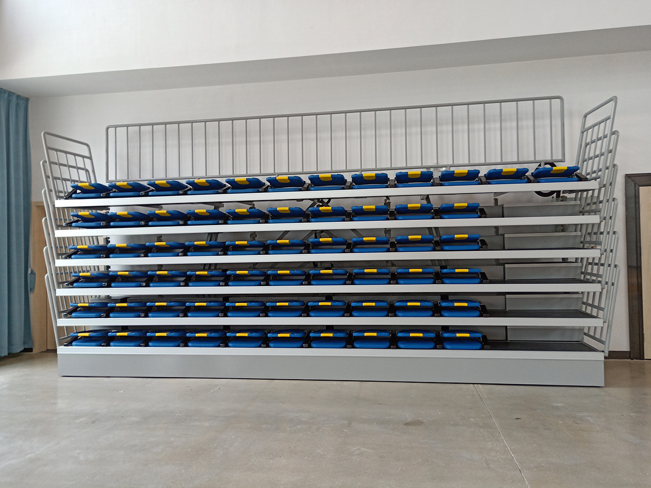 Factory Wholesale Telescopic Grandstand Stadium Retractable Seating