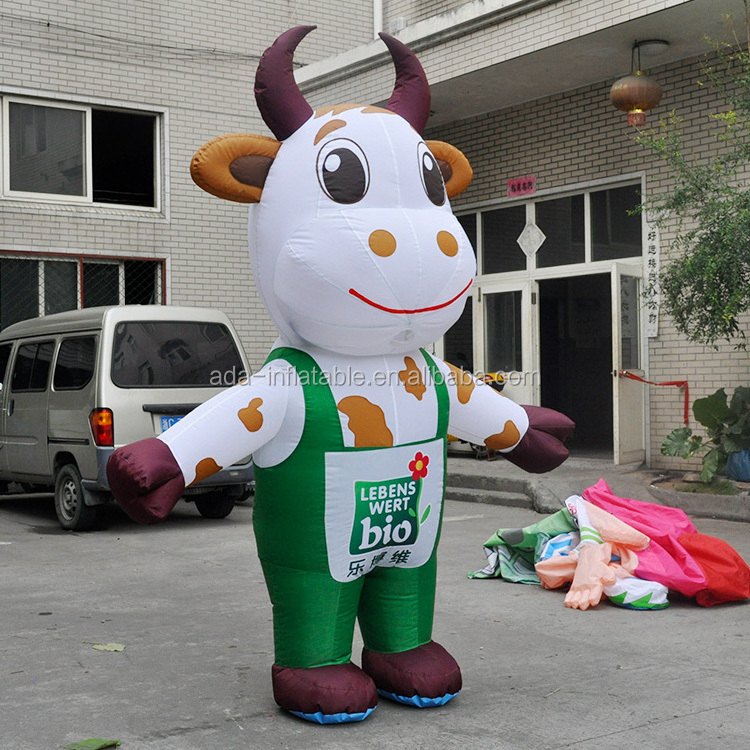 2m high bull walking costume inflatable cow costume with customized logo ST1366