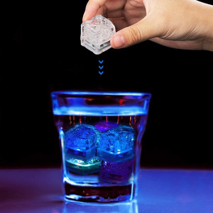 Dasheng LED Ice Cube Shape Lights Liquid Sensor Glowing Light up Ice Cubes for Drinks Bar Party Wedding Decorations