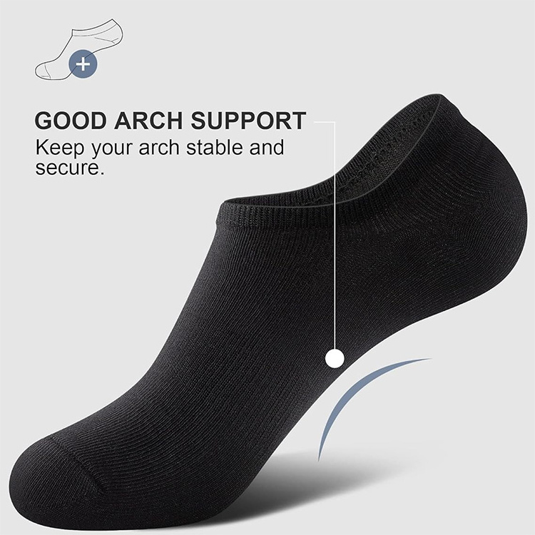 Hot selling solid color low cut men socks silicone design anti slip casual sport running cushion socks