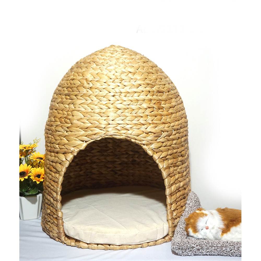 Natural Water Hyacinth Pet House Woven Swing Elegant Swing For Cats Pet Bed Accessories For Export In Bulk