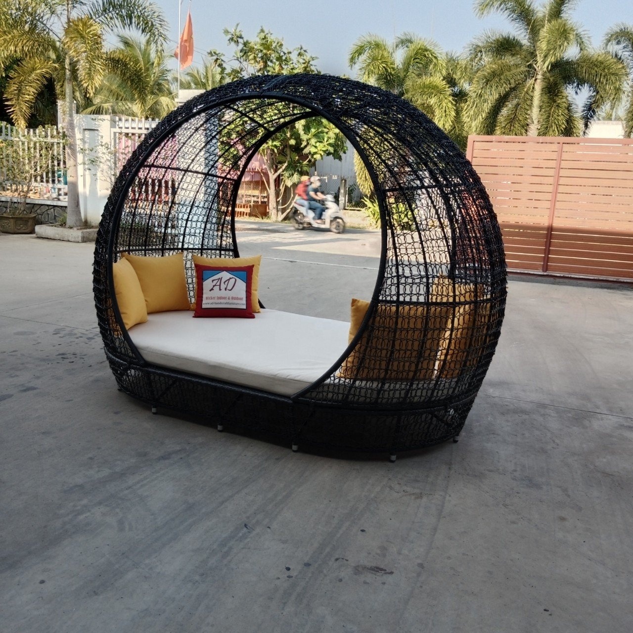 Outdoor furniture wicker poly rattan chaise lounge wicker sunbed set garden sunbed garden set