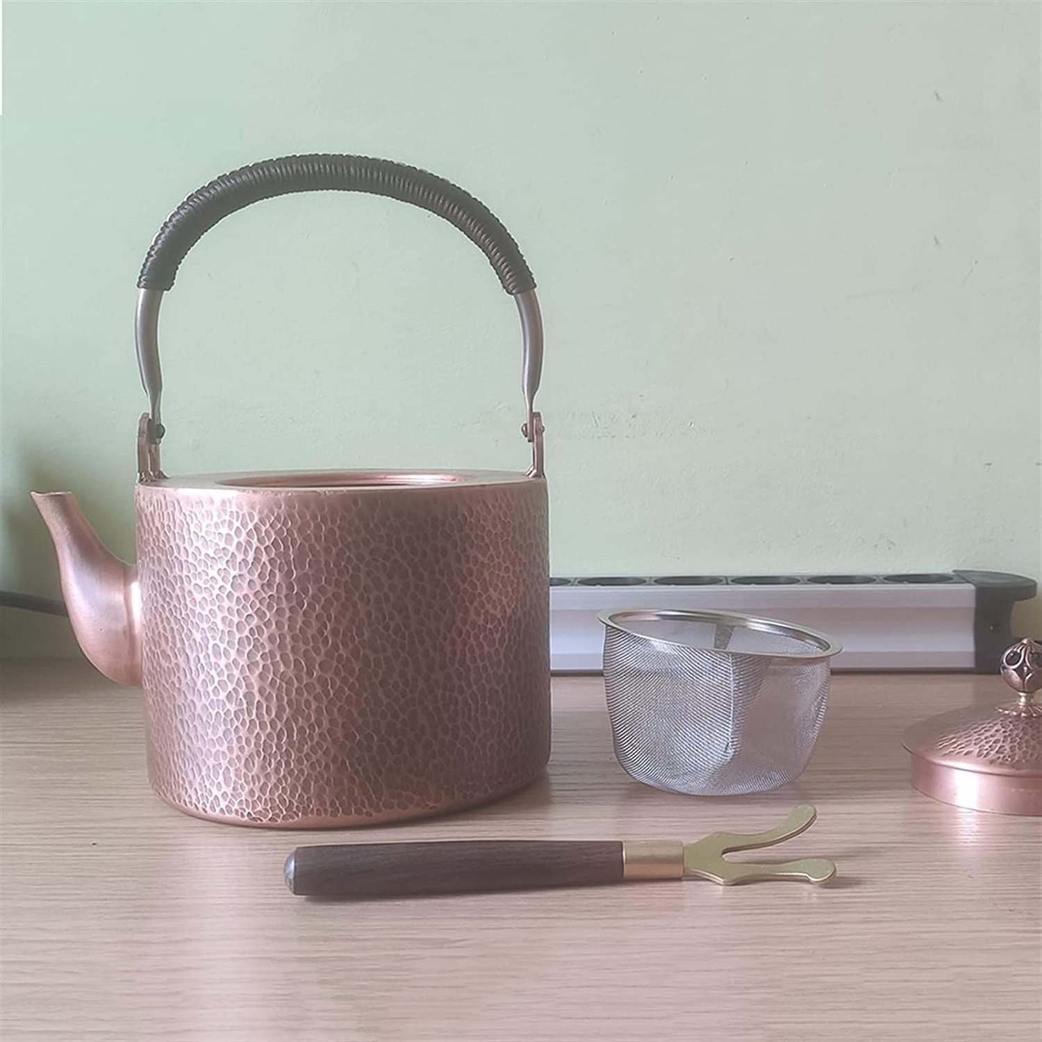 Handmade Copper Tea Kettle for Breakfast and Dinner Serving Tea Maker Strainer Health Benefit Modern Tea Pot