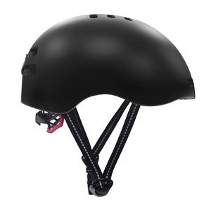 2022 Hot Selling Bike Helmet Video Recorder Camera Personal Protective Helmet Electric Scooter BT Safety Helmet Bike