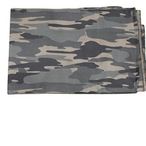 Top Selling Medium Weight Textile Raw Material Camouflage Twill 30/30  Pure Cotton Woven 135 gsm Combed Fabric for Garments