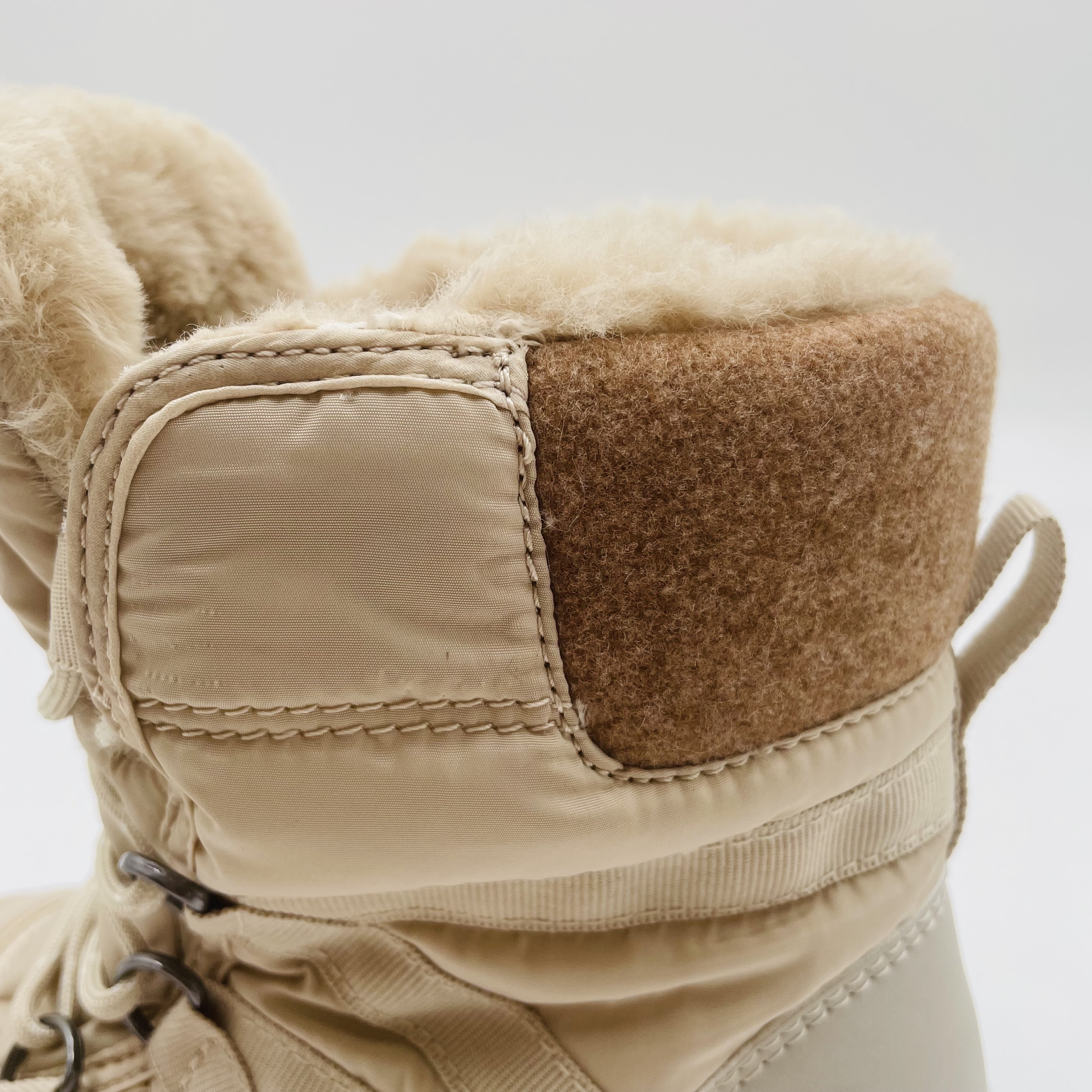 Factory Direct Wholesale Winter Warm Sheepskin Fur Boots Waterproof Furry Snow Boots For Women